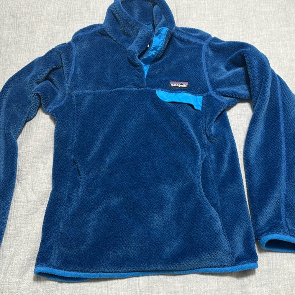Patagonia Blue Fleece Pullover with Light Blue Trim